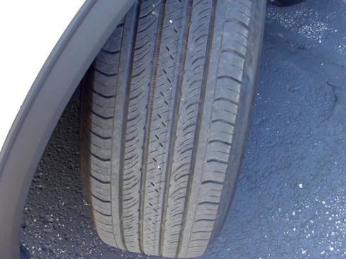 Used 2025 Ford Escape Active AWD/4WD image 7