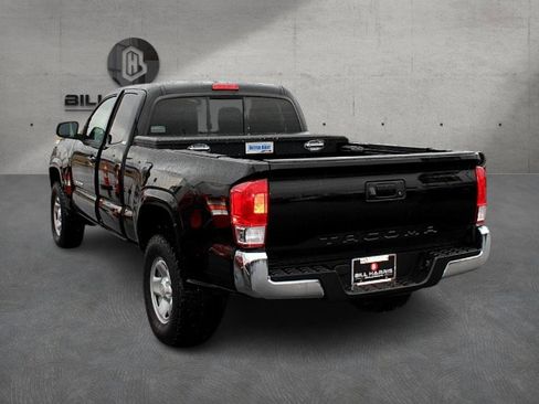 Used 2016 Toyota Tacoma SR5 image 6