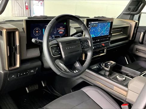 Certified 2025 GMC Hummer EV 2X w/ LPO, Sport Package image 15