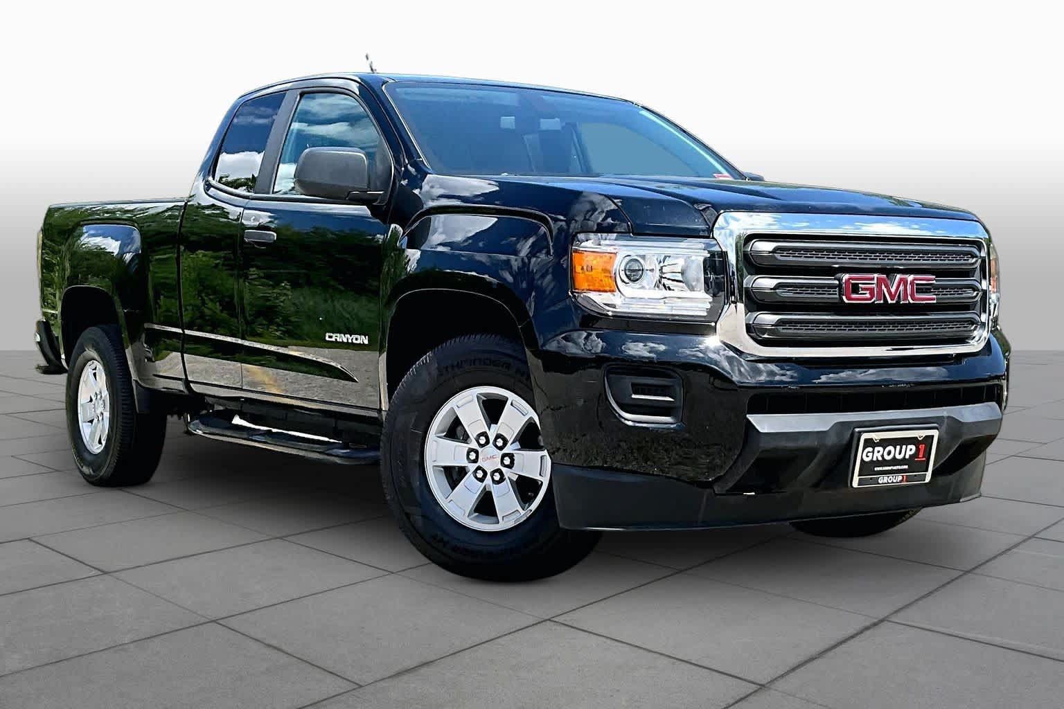Used 2017 GMC Canyon SL RWD image 3