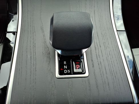 Certified 2026 Land Rover Range Rover Velar S AWD/4WD image 13