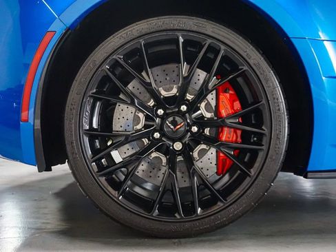 Used 2015 Chevrolet Corvette Z06 w/ Z07 Performance Package RWD image 66