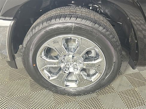 New 2025 RAM 1500 Big Horn image 16