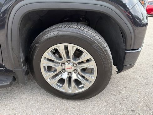 Used 2024 GMC Sierra 1500 Denali w/ Technology Package RWD image 9