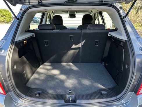 Used 2020 Chevrolet Trax LS image 25