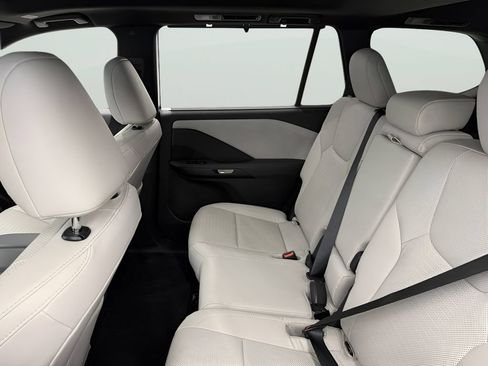 Used 2025 Lexus TX 350 AWD w/ Technology Package image 8