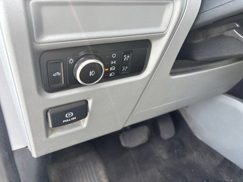 Used 2023 Ford F150 XLT AWD/4WD image 13