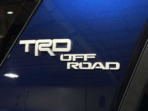 Used 2024 Toyota 4Runner TRD Off-Road Premium w/ Moonroof Package AWD/4WD image 27