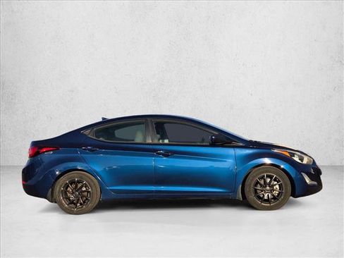 Used 2015 Hyundai Elantra SE w/ Option Group 02 image 4