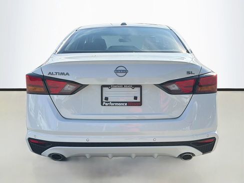New 2025 Nissan Altima 2.5 SL image 7