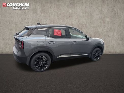 Certified 2025 Nissan Kicks SR AWD/4WD image 8