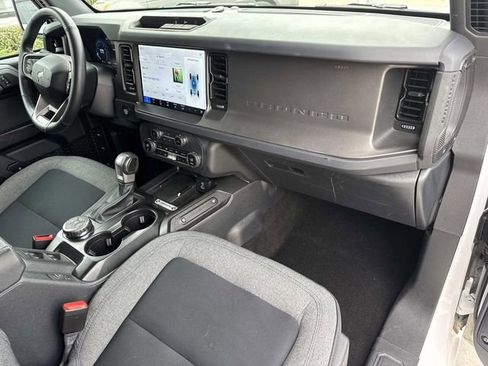 Used 2025 Ford Bronco Big Bend image 7