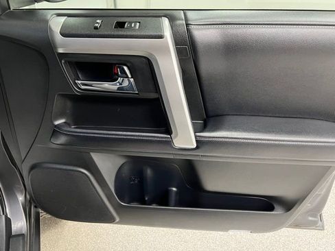 Used 2019 Toyota 4Runner SR5 image 54