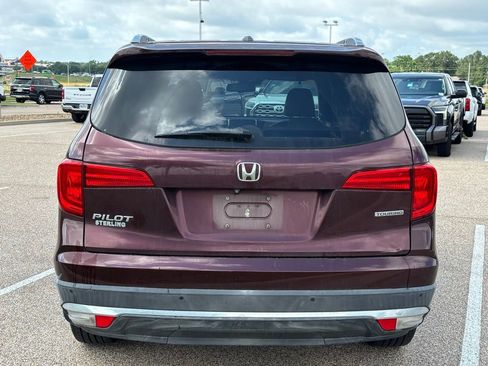Used 2017 Honda Pilot Touring image 5