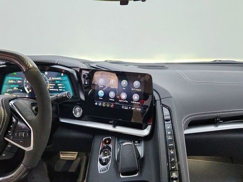 Used 2023 Chevrolet Corvette Z06 image 30