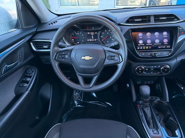 Used 2023 Chevrolet TrailBlazer LT w/ Convenience Package AWD/4WD image 33