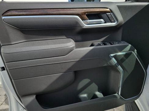 New 2026 GMC Sierra 1500 Elevation AWD/4WD image 17