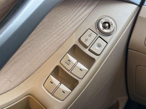 Used 2013 Hyundai Elantra GLS w/ Preferred Pkg image 21