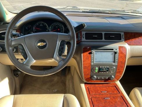 Used 2014 Chevrolet Tahoe LTZ AWD/4WD image 20