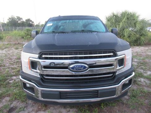 Used 2018 Ford F150 XLT RWD image 2