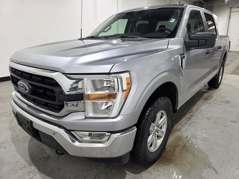 Used 2022 Ford F150 XLT w/ Trailer Tow Package image 8