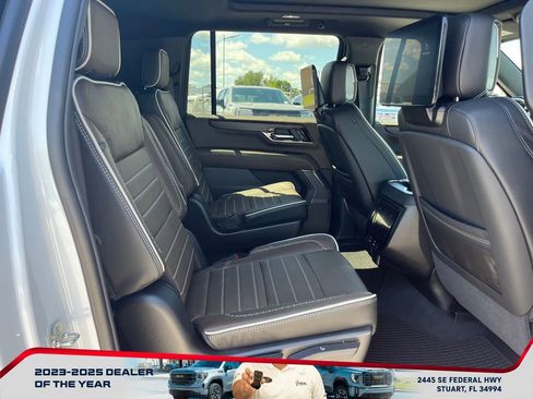 New 2026 GMC Yukon XL Denali Ultimate AWD/4WD image 18