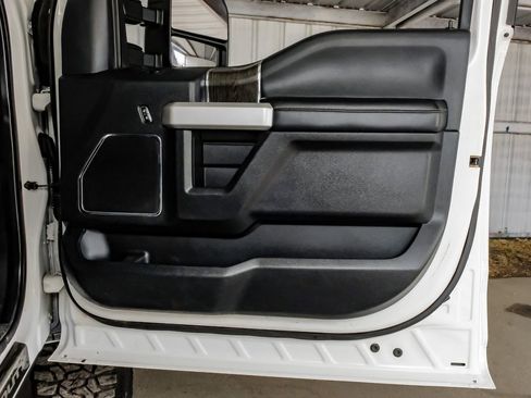 Used 2020 Ford F250 Lariat AWD/4WD image 44