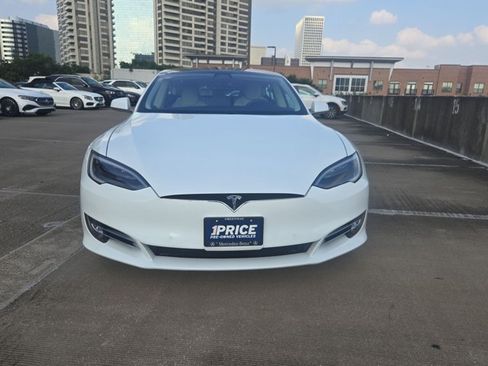 Used 2018 Tesla Model S 100D AWD/4WD image 2