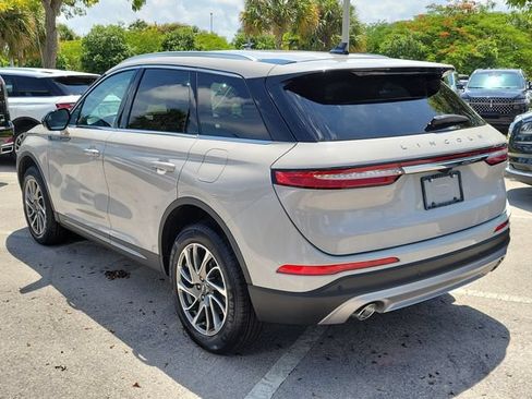 Certified 2022 Lincoln Corsair FWD image 4
