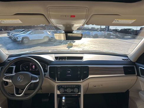 Used 2022 Volkswagen Atlas SEL image 14