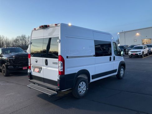 New 2026 RAM ProMaster 1500 w/ Quick Order Package 22G SLT image 6