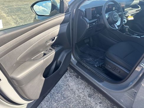 Used 2025 Hyundai Tucson SEL FWD image 22
