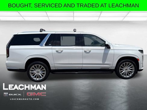 Certified 2021 Cadillac Escalade ESV Premium Luxury AWD/4WD image 2