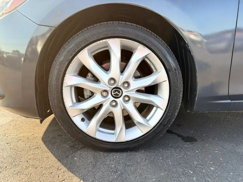 Used 2015 MAZDA MAZDA3 s Grand Touring w/ Technology Package FWD image 43