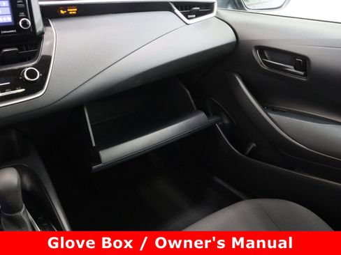 Used 2022 Toyota Corolla LE image 20