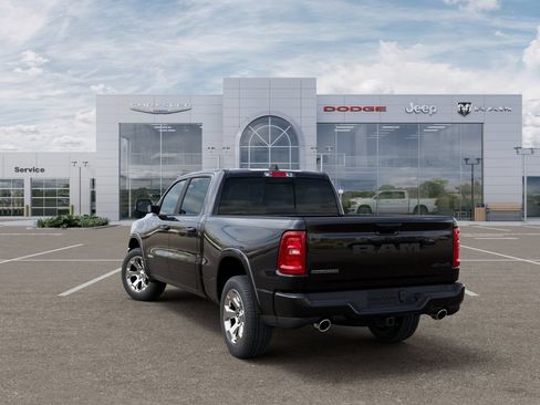 New 2026 RAM 1500 4x4 Crew Cab image 3