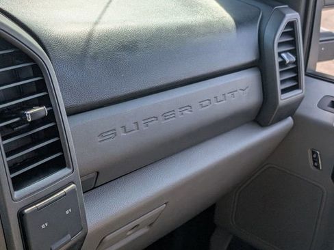 Used 2019 Ford F550 2WD Regular Cab Super Duty image 21