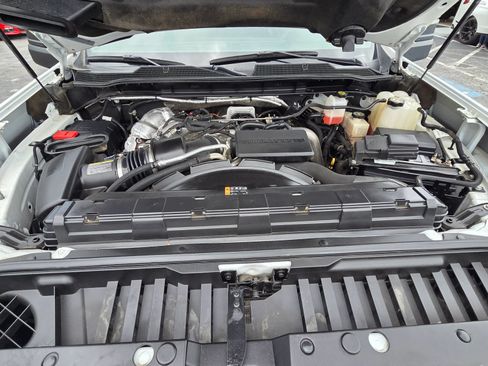 Used 2024 Chevrolet Silverado 2500 LTZ w/ LTZ Plus Package AWD/4WD image 25