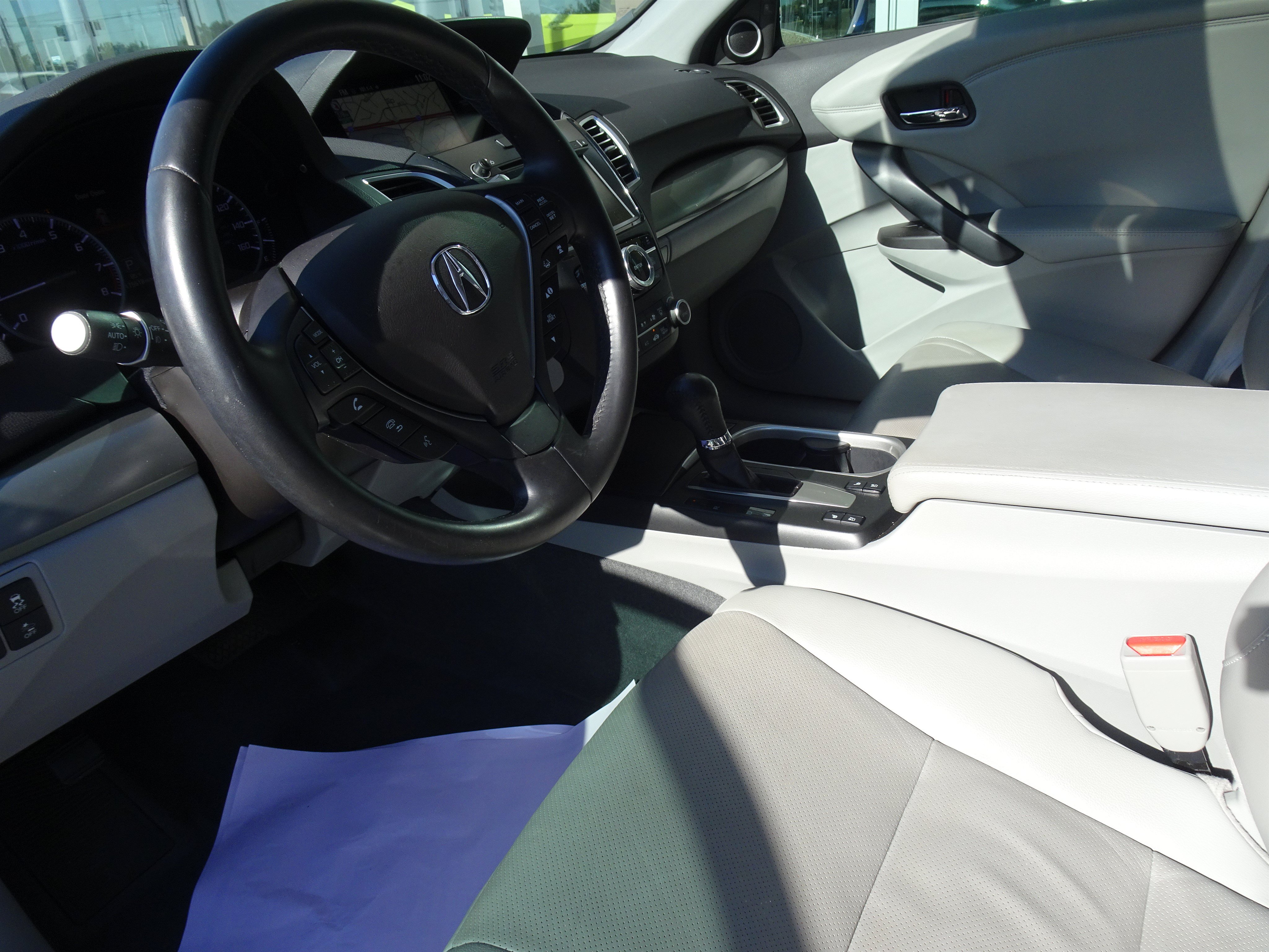 Used 2018 Acura RDX w/ Advance Package AWD/4WD image 12