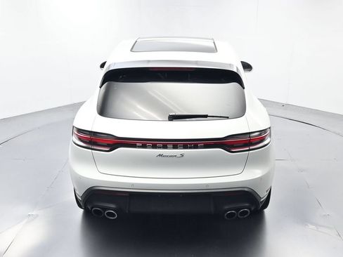 Certified 2024 Porsche Macan S AWD/4WD image 37