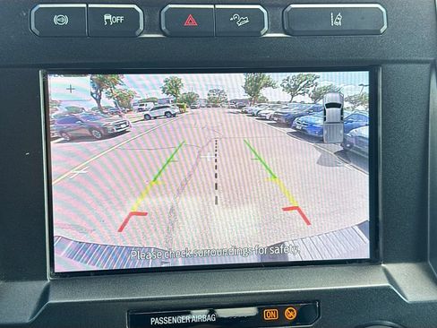 Used 2020 Ford F350 Lariat w/ FX4 Off-Road Package AWD/4WD image 15