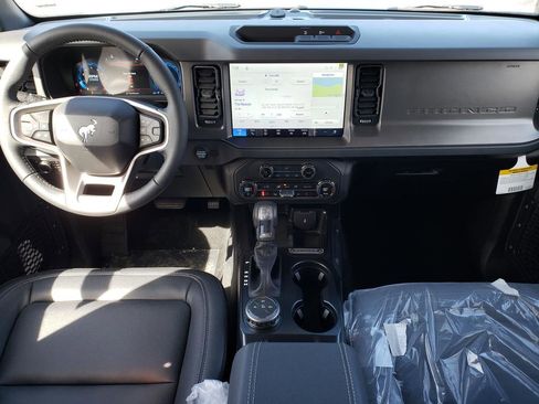 New 2026 Ford Bronco Big Bend image 7