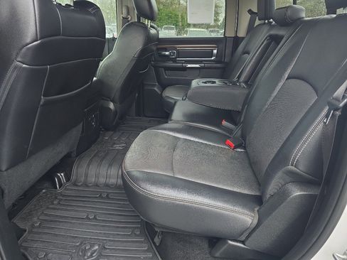 Used 2017 RAM 1500 Laramie w/ Convenience Group image 17