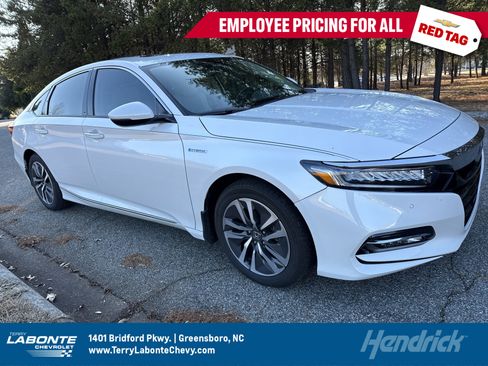 Used 2019 Honda Accord Touring image 1