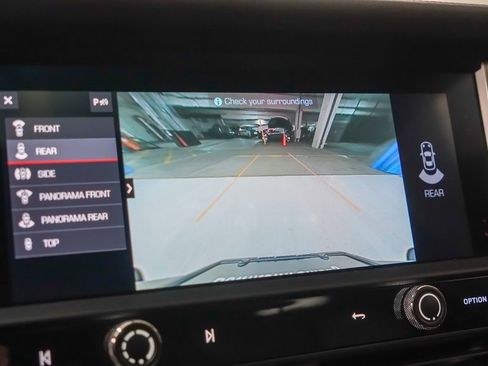 Certified 2022 Porsche Macan GTS image 31