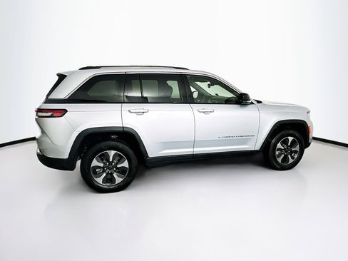 Used 2022 Jeep Grand Cherokee Limited 4xe image 10