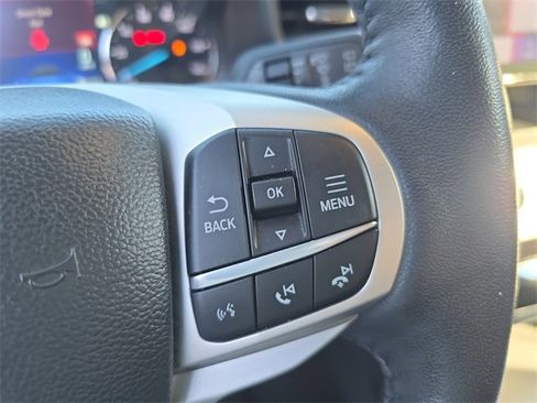 Used 2023 Ford Explorer XLT image 20