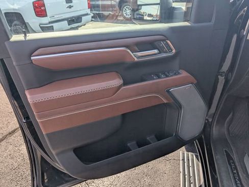 Certified 2024 GMC Sierra 3500 Denali Ultimate image 16