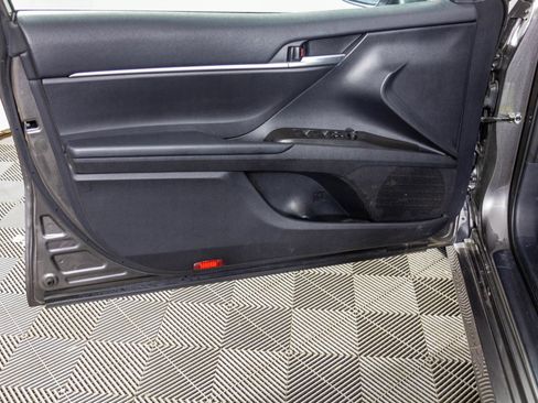 Used 2023 Toyota Camry LE FWD image 34