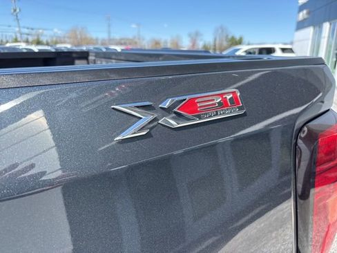 Used 2019 GMC Sierra 1500 SLT w/ SLT Premium Package AWD/4WD image 12